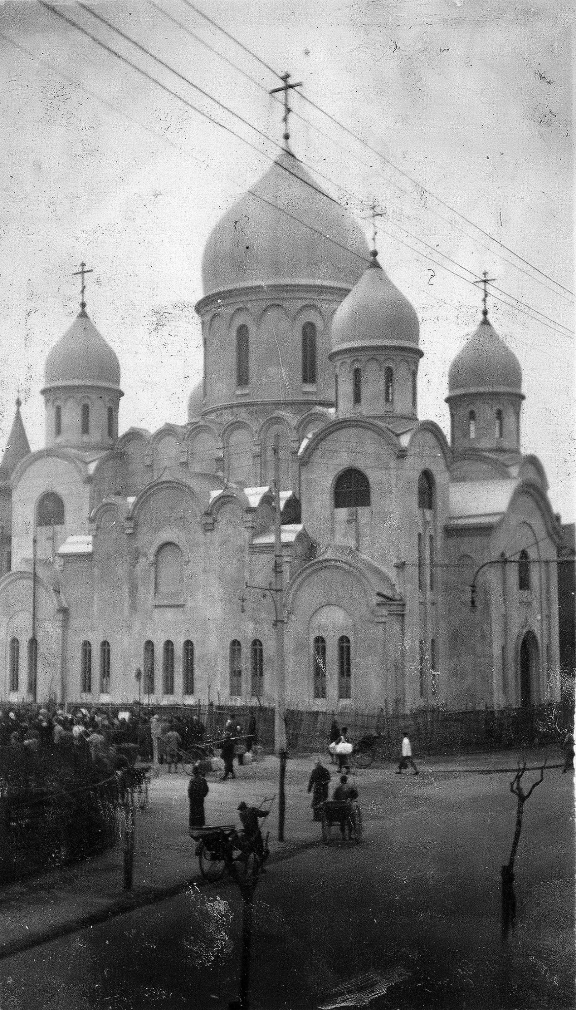 Старый снимок: так собор выглядел, когда его поставили. Не сегодняшний день и не моё фото.